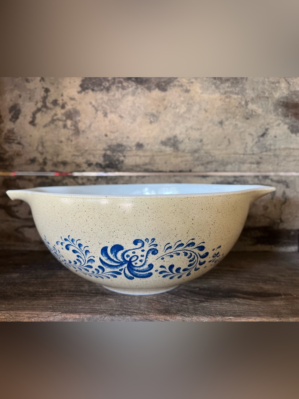 Vintage Pyrex #443 Homestead Bowl With Cinderella Handles, Holds 2.5 Qts.